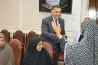 اهداء من صندوق تحيا مصر محافظ القليوبية يسلم  جوازات سفر لرحلة عمرة مجانيه