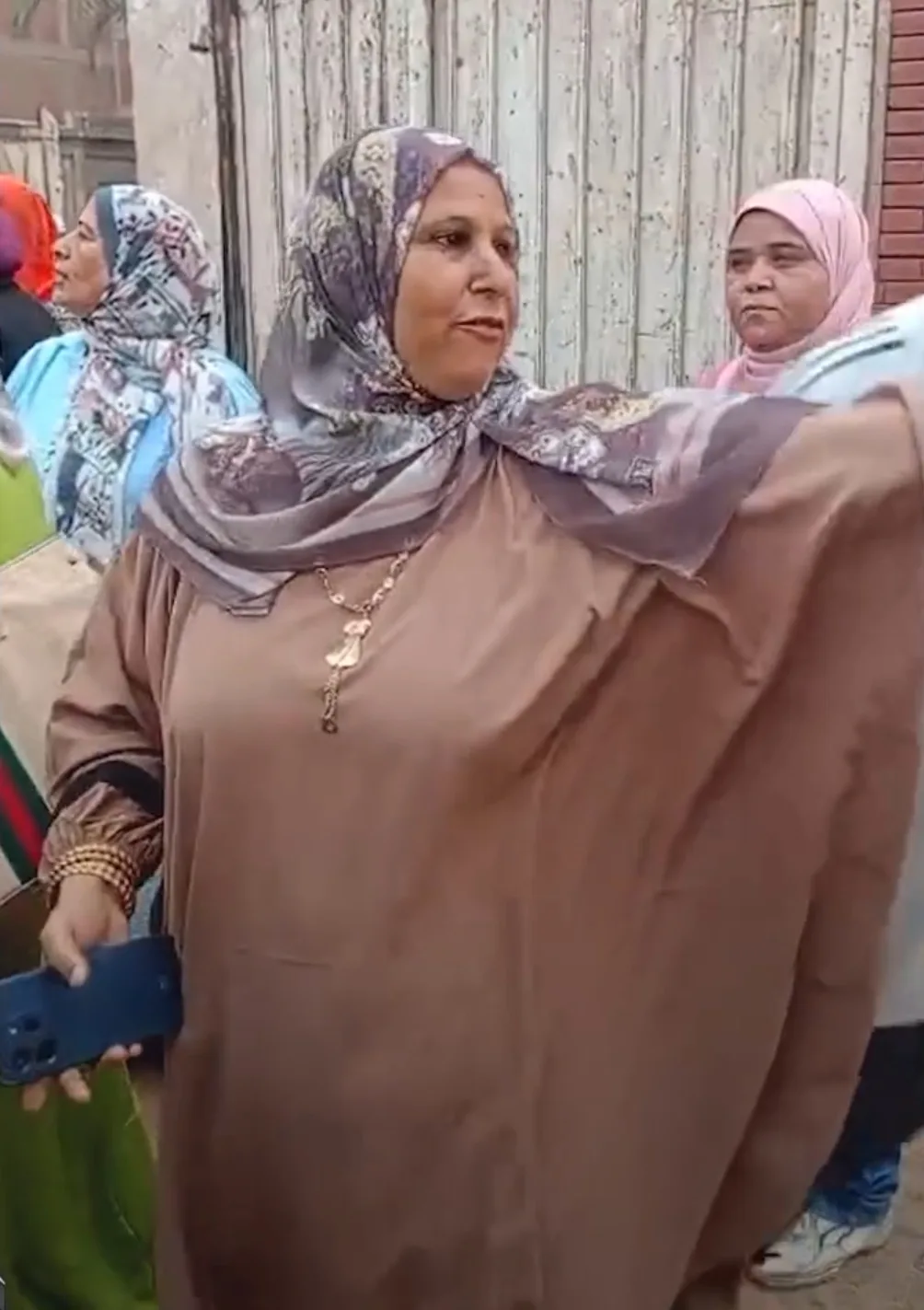 «أهلًا بيكم في مدرستكم».. صالحة تتابع دخول الطلاب بأول أيام الدراسة «أهلًا بيكم في مدرستكم».. صالحة تتابع دخول الطلاب بأول أيام الدراسة