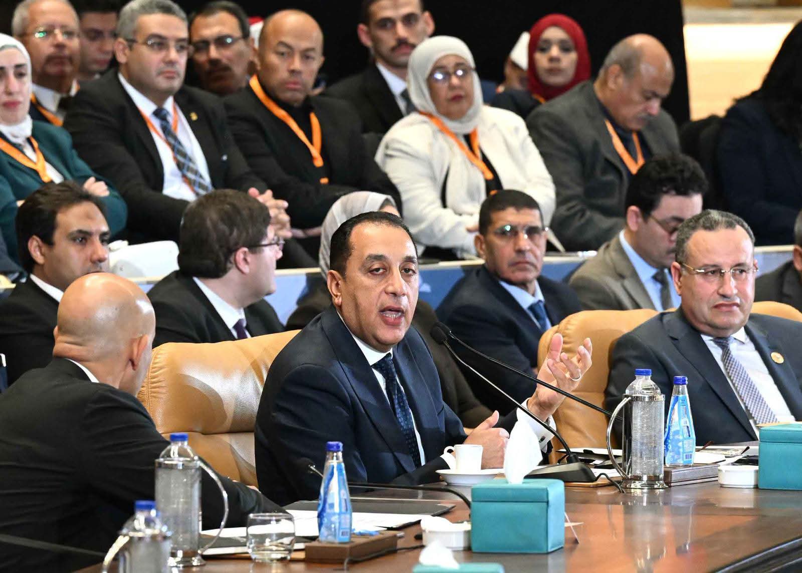 مدبولي من «منتدى مصر 2026»: تطوير التعليم أولوية وطنية.. والبكالوريا تمنح الطلاب فرصًا عادلة وتحمي مستقبلهم مدبولي من «منتدى مصر 2026»: تطوير التعليم أولوية وطنية.. والبكالوريا تمنح الطلاب فرصًا عادلة وتحمي مستقبلهم