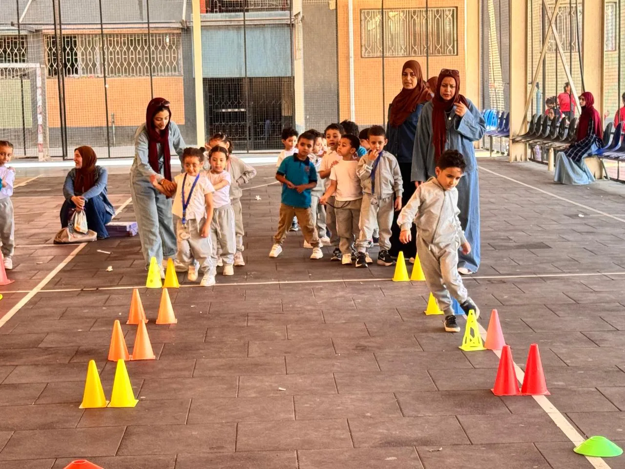 «ضحكات لا تتوقف وقلوب مليئة بالفرحة.. يوم ترفيهي مميز لبراعم شبان بنها «ضحكات لا تتوقف وقلوب مليئة بالفرحة.. يوم ترفيهي مميز لبراعم شبان بنها
