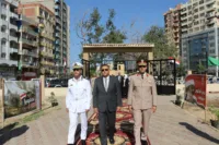 محافظ القليوبية يضع إكليل الزهور على النصب التذكاري لشهداء حرب أكتوبر من محافظة القليوبية احتفالًا بالذكرى الـ53 لانتصارات أكتوبر المجيدة