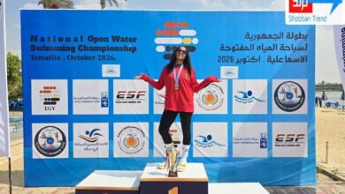 رئيس مجلس إدارة نادي الشبان ببنها يهنئ البطلة نورين الشعراوي لحصولها على ذهبية بطولة الجمهورية للمياه المفتوحة 