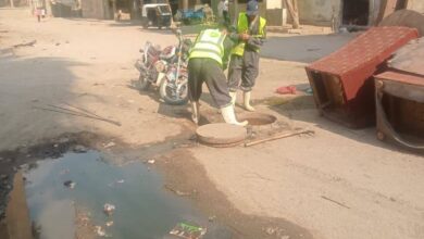 مياه مجهولة المصدر تعطل دخول الأطباء للوحدة البيطرية بشرق شبرا الخيمة.. وتحرك عاجل من الأجهزة التنفيذية