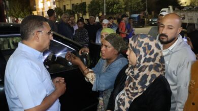 محافظ القليوبية يضبط 3 مقاهٍ متعدية على الطريق العام ويراجع تراخيص البناء بقليوب