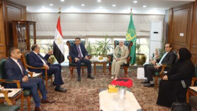 محافظ القليوبية يستقبل قيادات البنك الزراعي المصري لبحث دعم الأسر الأولى بالرعاية