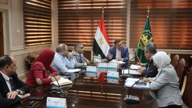 محافظ القليوبية يتحرك لإنهاء نظام الفترتين بالابتدائي وتوفير أماكن دراسية جديدة قبل 2027/2028