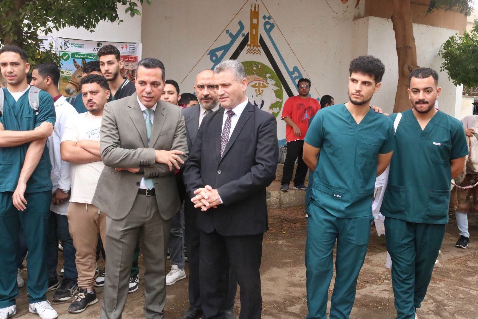 في إطار نشر ثقافة الرفق بالحيوان : طب بيطري بنها تستقبل وفد من مؤسسة الجسر المصري في إطار نشر ثقافة الرفق بالحيوان : طب بيطري بنها تستقبل وفد من مؤسسة الجسر المصري